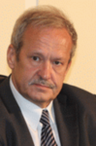 dr JANUSZ STEINHOFF