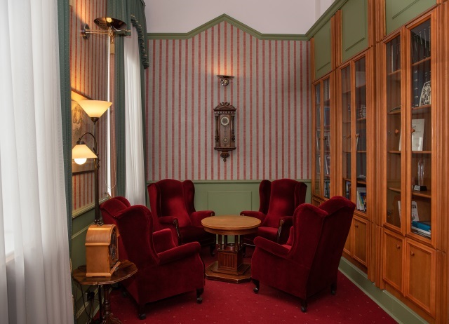 [Obrazek: salonik4-1.jpg]